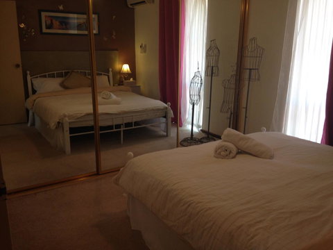 â˜… Stylish Family Home! â˜… - Accommodation in Surfers Paradise 9