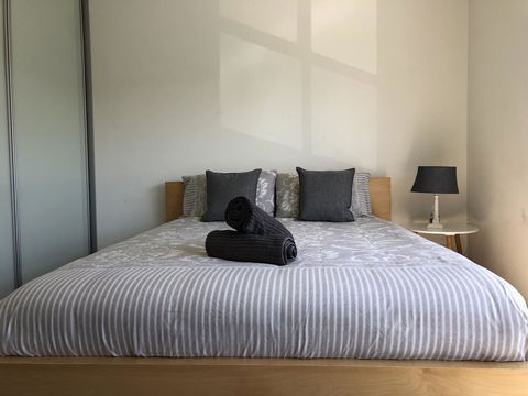 Gerring Court With Free 1 Car Bay Parking - Accommodation in Surfers Paradise 0