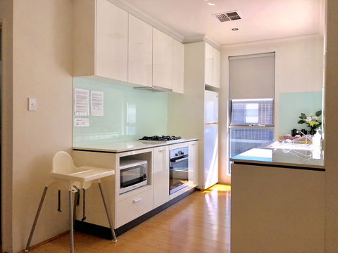Gerring Court With Free 1 Car Bay Parking - Accommodation in Surfers Paradise 9