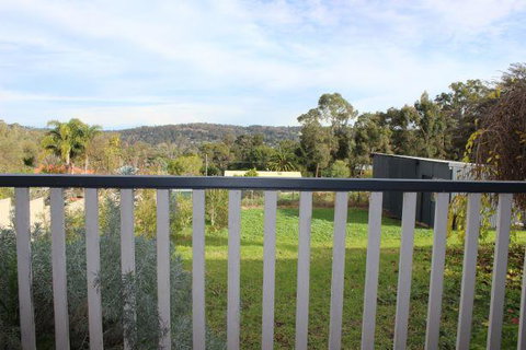 Yvonnes Rest Holiday Home - Accommodation in Surfers Paradise 8