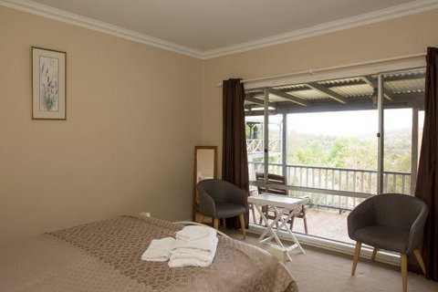 Yvonnes Rest Holiday Home - Accommodation in Surfers Paradise 4