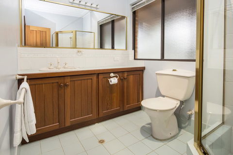 A Hidden Bush Delight - Accommodation in Surfers Paradise 27