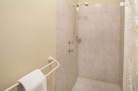 A Hidden Bush Delight - Accommodation in Surfers Paradise 2