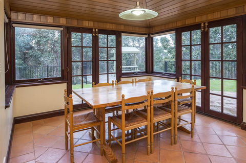 A Hidden Bush Delight - Accommodation in Surfers Paradise 15