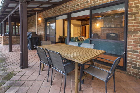 A Hidden Bush Delight - Accommodation in Surfers Paradise 11
