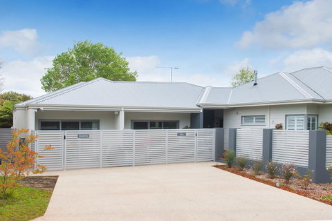 Churchill Studios - Accommodation in Surfers Paradise 5