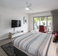 Churchill Studios - Accommodation in Surfers Paradise