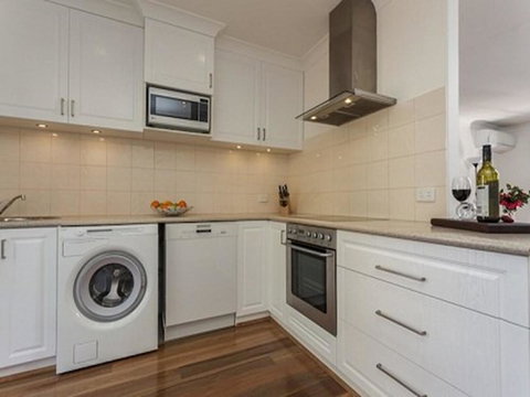 Attadale Excutive Villa - Accommodation in Surfers Paradise 15