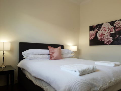 Leisurely Manor - Spacious Three Bedroom Home In Fremantle - Accommodation in Surfers Paradise 2