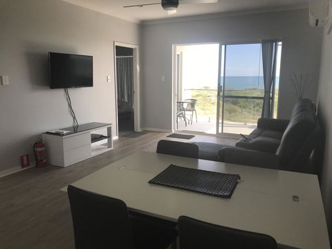 Beach House At SeaScapes.. - Accommodation in Surfers Paradise 20