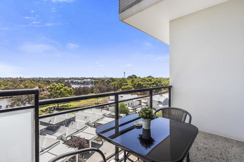 508 Stupendous Sunsets & Views Pool Gym Parking - Accommodation in Surfers Paradise 26