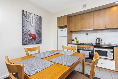 508 Stupendous Sunsets & Views Pool Gym Parking - Accommodation in Surfers Paradise 9