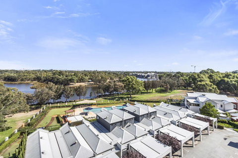 508 Stupendous Sunsets & Views Pool Gym Parking - Accommodation in Surfers Paradise 33