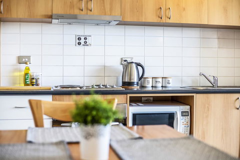 508 Stupendous Sunsets & Views Pool Gym Parking - Accommodation in Surfers Paradise 14