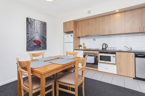 508 Stupendous Sunsets & Views Pool Gym Parking - Accommodation in Surfers Paradise 13