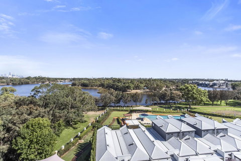 508 Stupendous Sunsets & Views Pool Gym Parking - Accommodation in Surfers Paradise 34