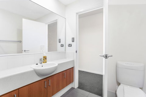 508 Stupendous Sunsets & Views Pool Gym Parking - Accommodation in Surfers Paradise 22