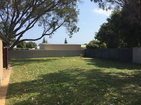 The Bothy Lancelin Family Retreat - Accommodation in Surfers Paradise 2