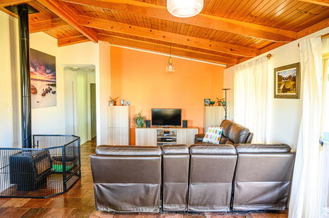 The Bothy Lancelin Family Retreat - Accommodation in Surfers Paradise 4