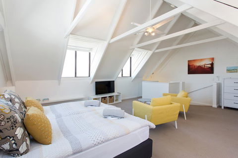 Monument Hill Townhouse - Fremantle - Accommodation in Surfers Paradise 3