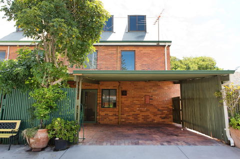 Monument Hill Townhouse - Fremantle - Accommodation in Surfers Paradise 24