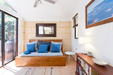 Monument Hill Townhouse - Fremantle - Accommodation in Surfers Paradise 17