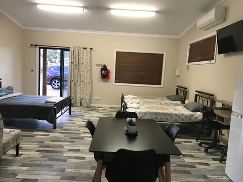 Sabai Accommodation - Accommodation in Surfers Paradise 8