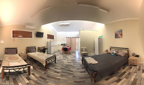 Sabai Accommodation - Accommodation in Surfers Paradise 5