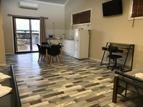 Sabai Accommodation - Accommodation in Surfers Paradise 7