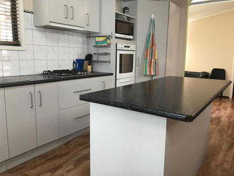 Sabai Accommodation - Accommodation in Surfers Paradise 23
