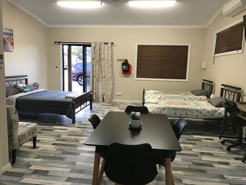 Sabai Accommodation - Accommodation in Surfers Paradise 13