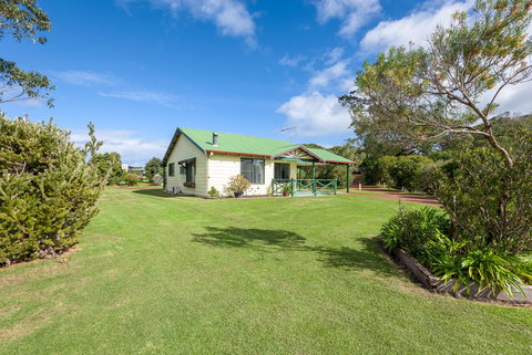 Surfside Ocean Beach Denmark Holiday Accommodation - Accommodation in Surfers Paradise 34