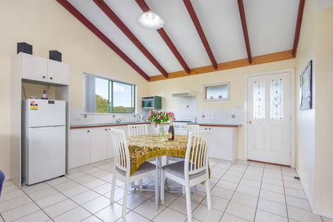 Surfside Ocean Beach Denmark Holiday Accommodation - Accommodation in Surfers Paradise 31