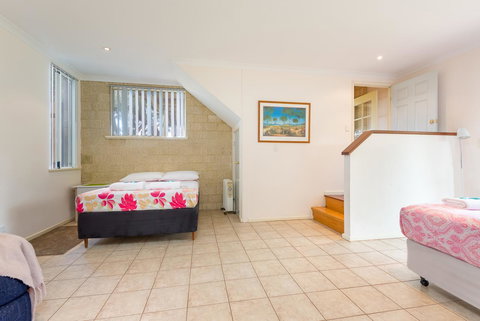 Surfside Ocean Beach Denmark Holiday Accommodation - Accommodation in Surfers Paradise 14