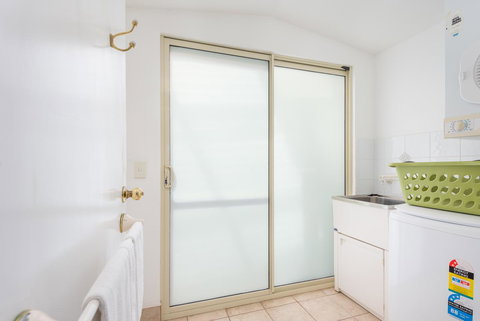 Surfside Ocean Beach Denmark Holiday Accommodation - Accommodation in Surfers Paradise 19