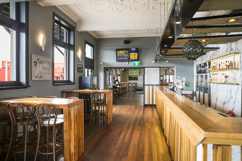 Nightcap At The Ship Inn - Accommodation in Surfers Paradise 14