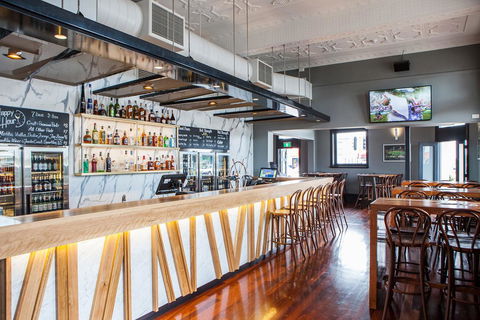 Nightcap At The Ship Inn - Accommodation in Surfers Paradise 34