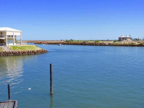 Oceans Edge - Busselton - Accommodation in Surfers Paradise 13