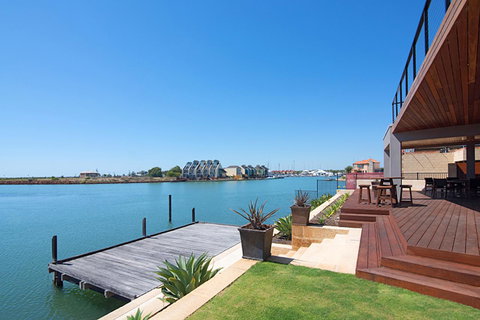 Oceans Edge - Busselton - Accommodation in Surfers Paradise 2