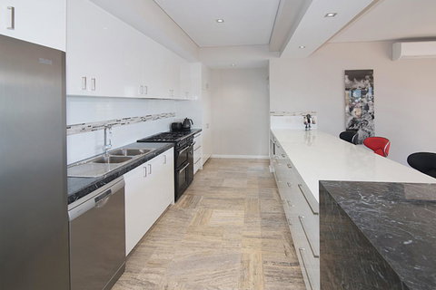 Oceans Edge - Busselton - Accommodation in Surfers Paradise 11