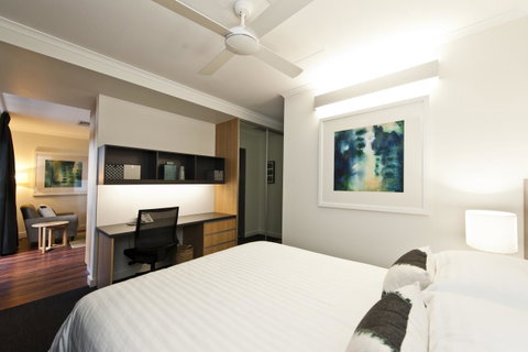 St Catherine\'s On Park - Accommodation in Surfers Paradise 2