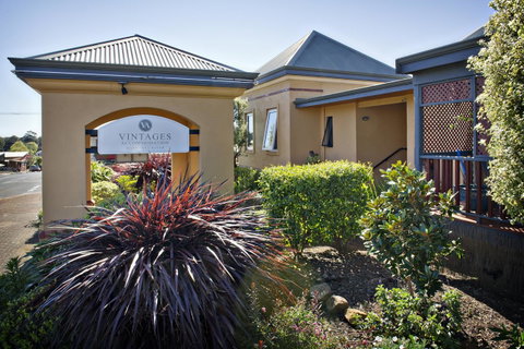 Vintages Accommodation - Accommodation in Surfers Paradise 0