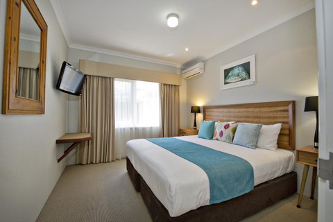 Vintages Accommodation - Accommodation in Surfers Paradise 10