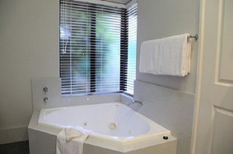 Vintages Accommodation - Accommodation in Surfers Paradise 6
