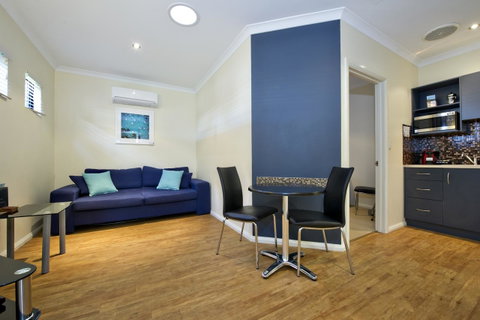 Vintages Accommodation - Accommodation in Surfers Paradise 25