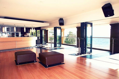 Cottesloe Beach Hotel - Accommodation in Surfers Paradise 12
