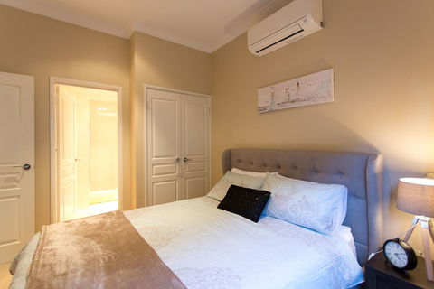 Sorrento Beach Manor - Accommodation in Surfers Paradise 27