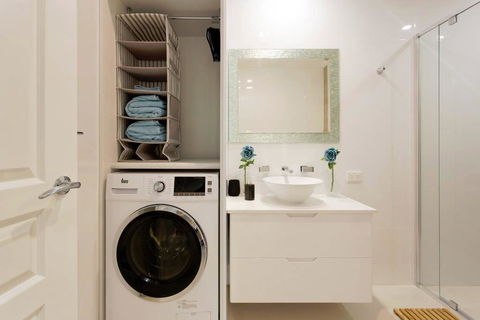 Sorrento Beach Manor - Accommodation in Surfers Paradise 12