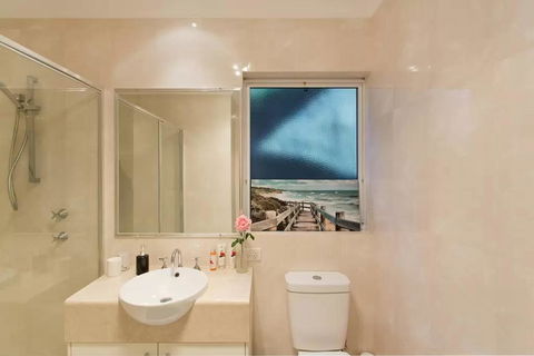 Sorrento Beach Manor - Accommodation in Surfers Paradise 22