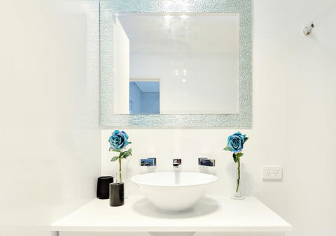 Sorrento Beach Manor - Accommodation in Surfers Paradise 4